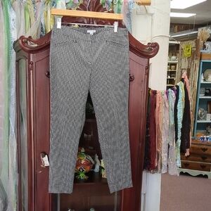 J. Jill Black and White Dress Crop Pants with Tailored Fit